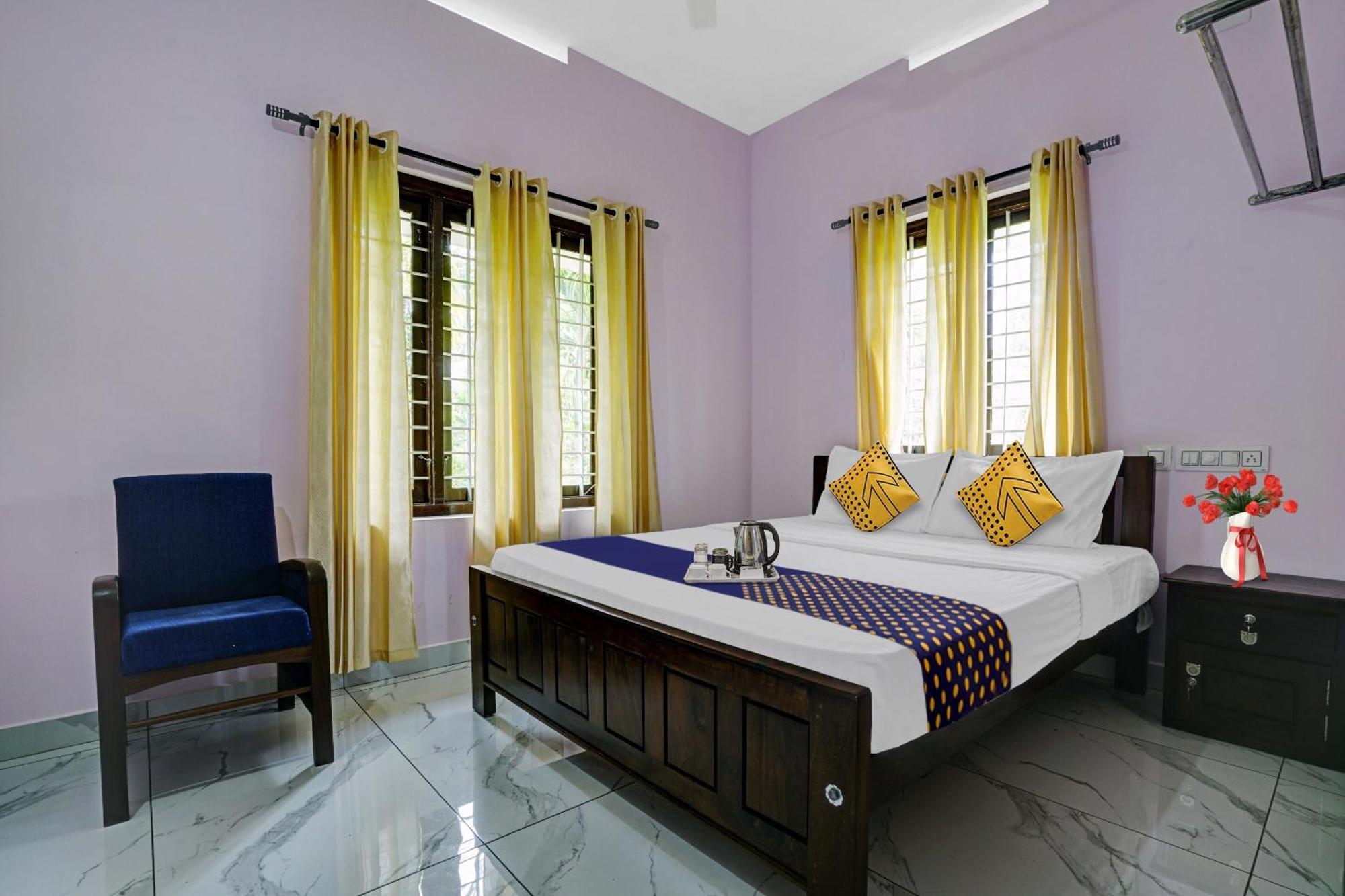 Spot On Shalom Palace Residency Neriyamangalam Exteriör bild