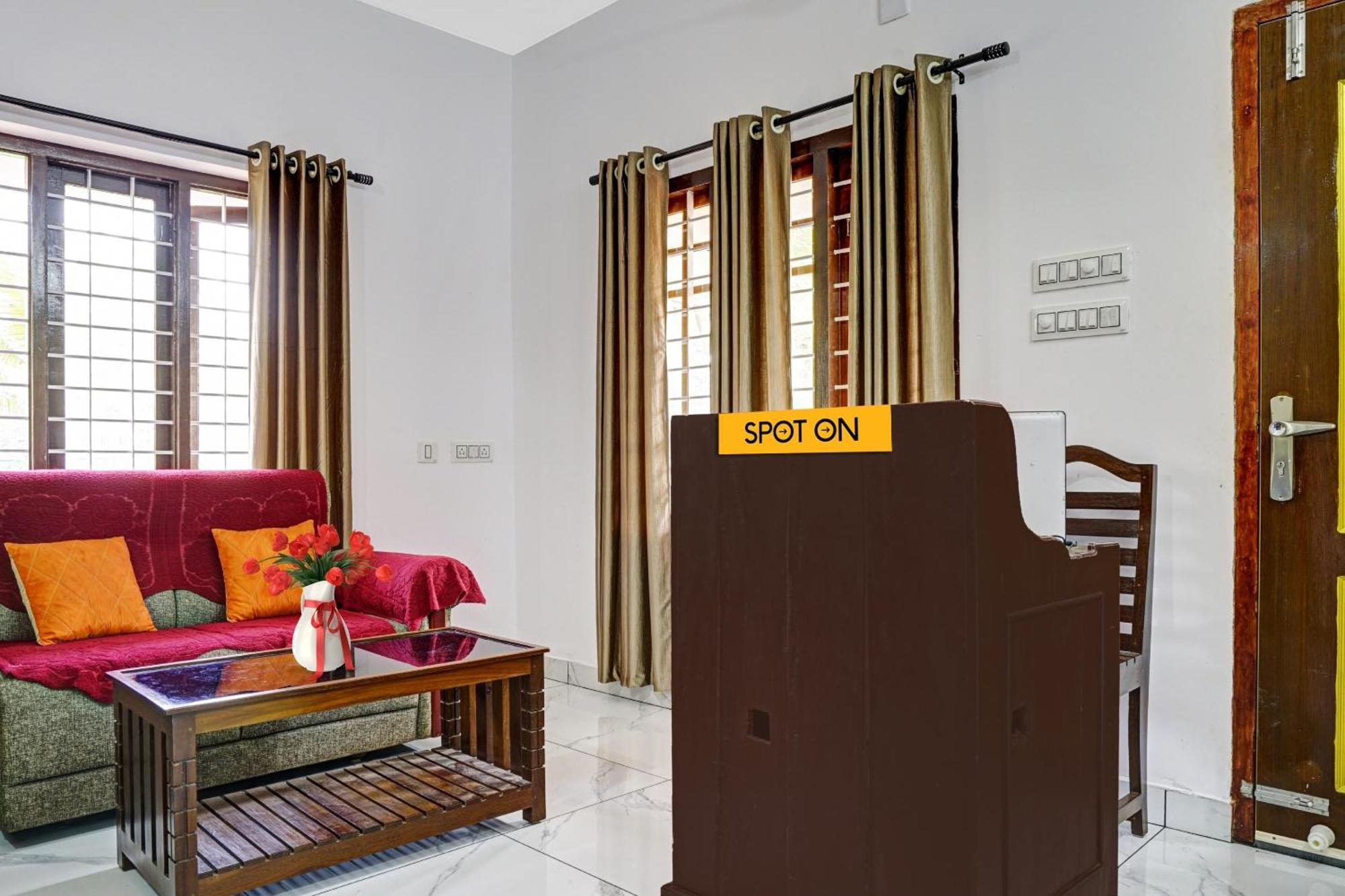 Spot On Shalom Palace Residency Neriyamangalam Exteriör bild